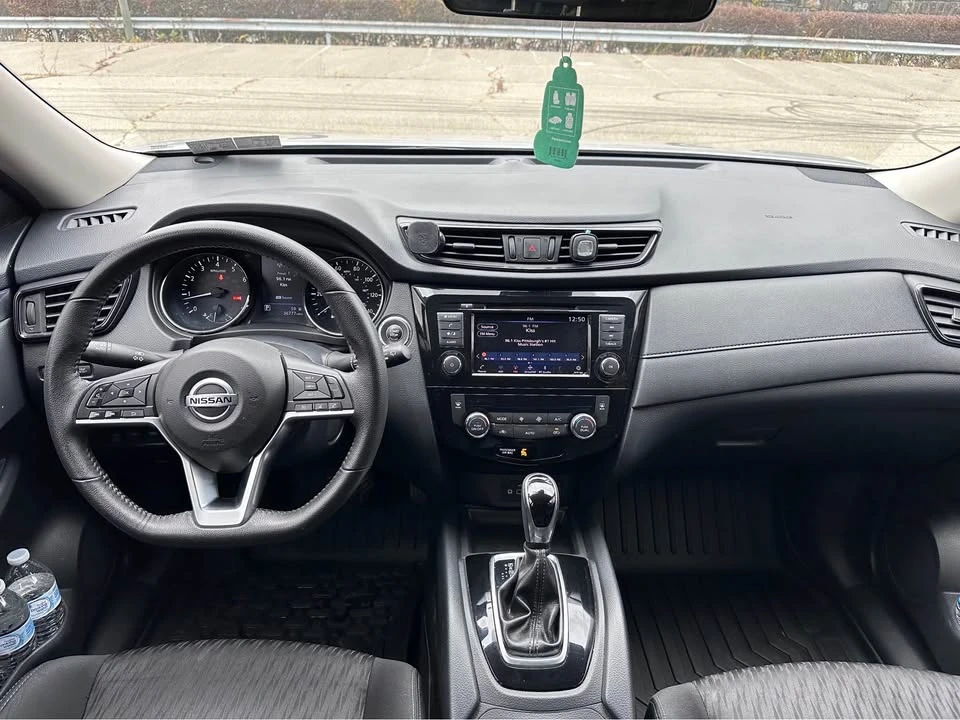 2020 Nissan Rogue - Image 12 of 19