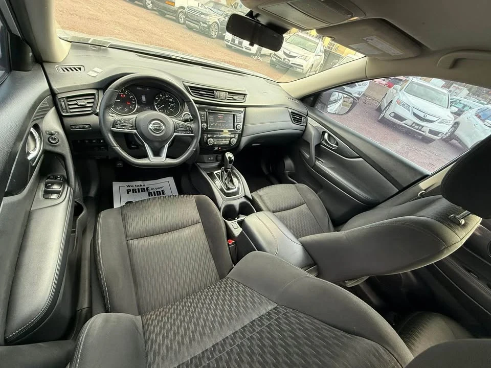 2020 Nissan Rogue - Image 6 of 11