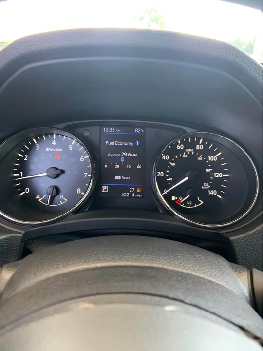 2020 Nissan Rogue - Image 13 of 13