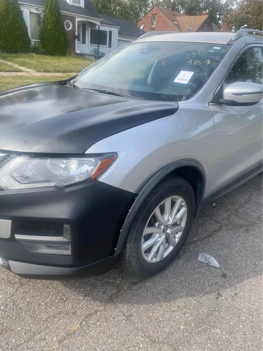 2020 Nissan Rogue - Image 3 of 5