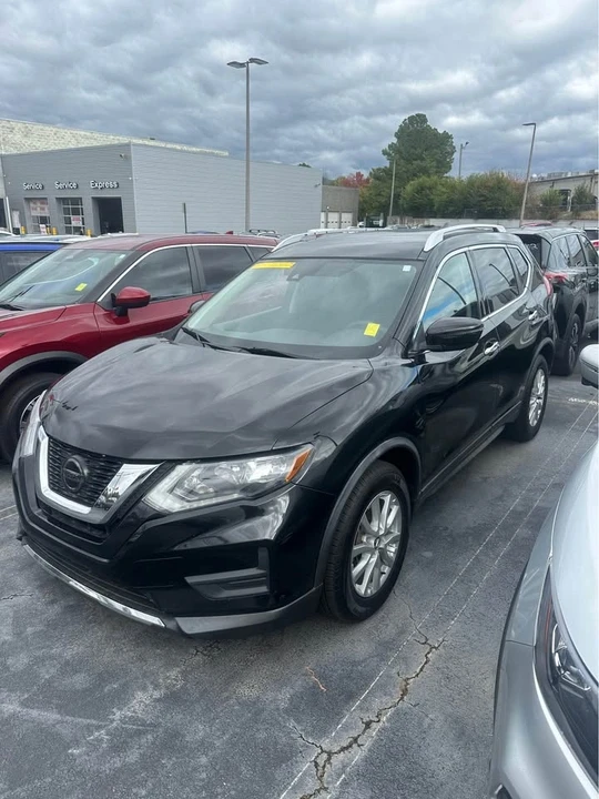 2020 Nissan Rogue - Image 2 of 4