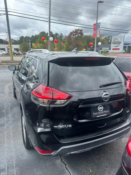 2020 Nissan Rogue - Image 3 of 4