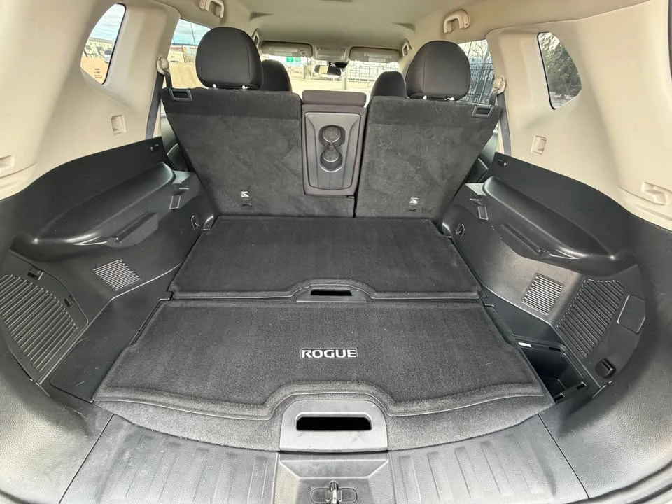 2020 Nissan Rogue - Image 7 of 20