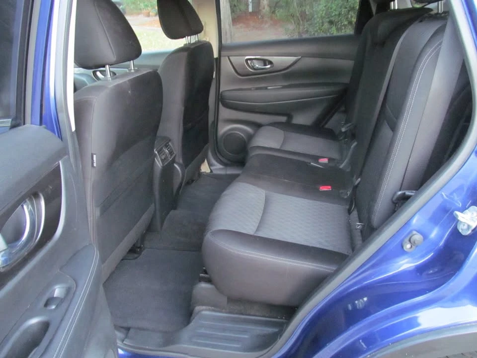 2020 Nissan Rogue - Image 6 of 15