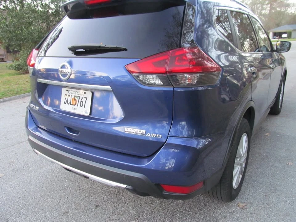 2020 Nissan Rogue - Image 3 of 15
