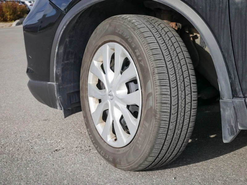 2020 Nissan Rogue - Image 7 of 7
