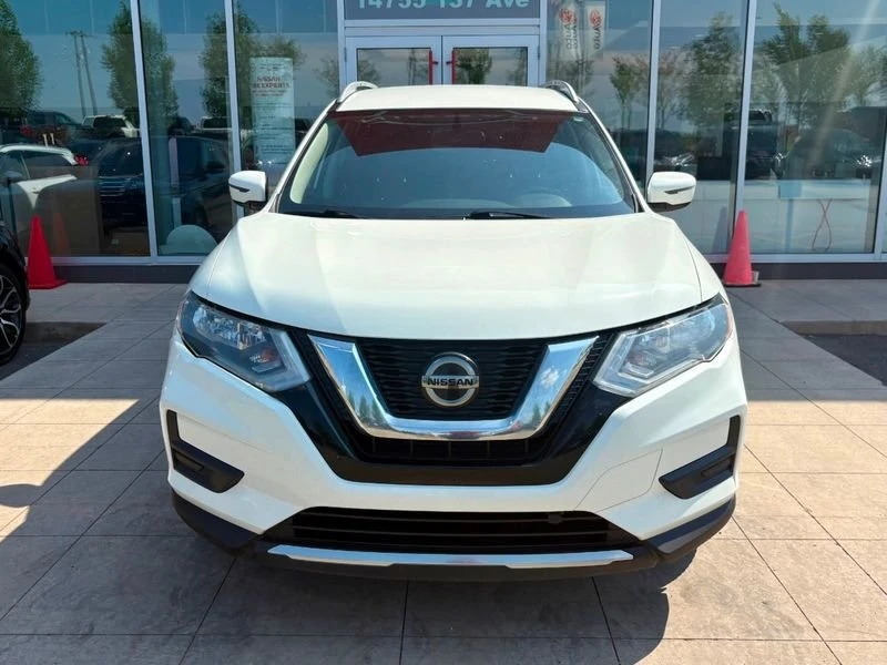2020 Nissan Rogue - Image 2 of 18