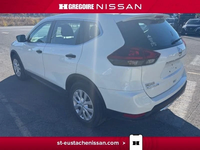 2020 Nissan Rogue - Image 9 of 13