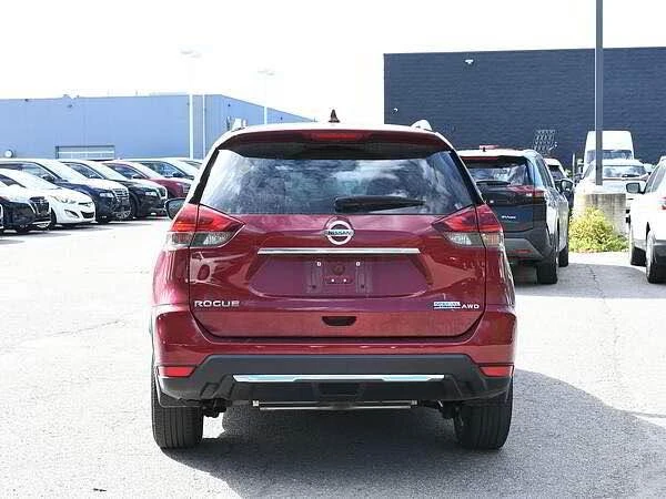 2020 Nissan Rogue - Image 5 of 10