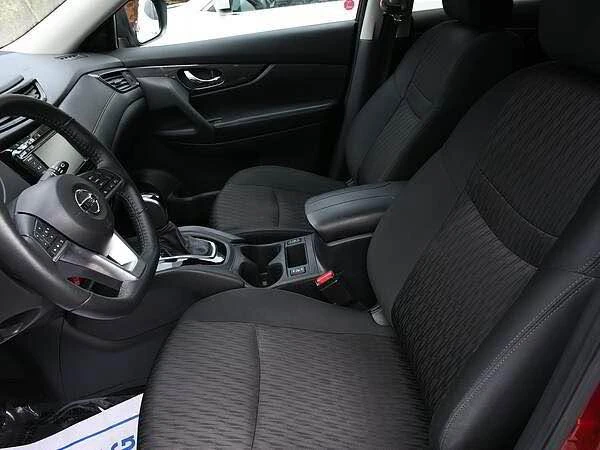 2020 Nissan Rogue - Image 8 of 10