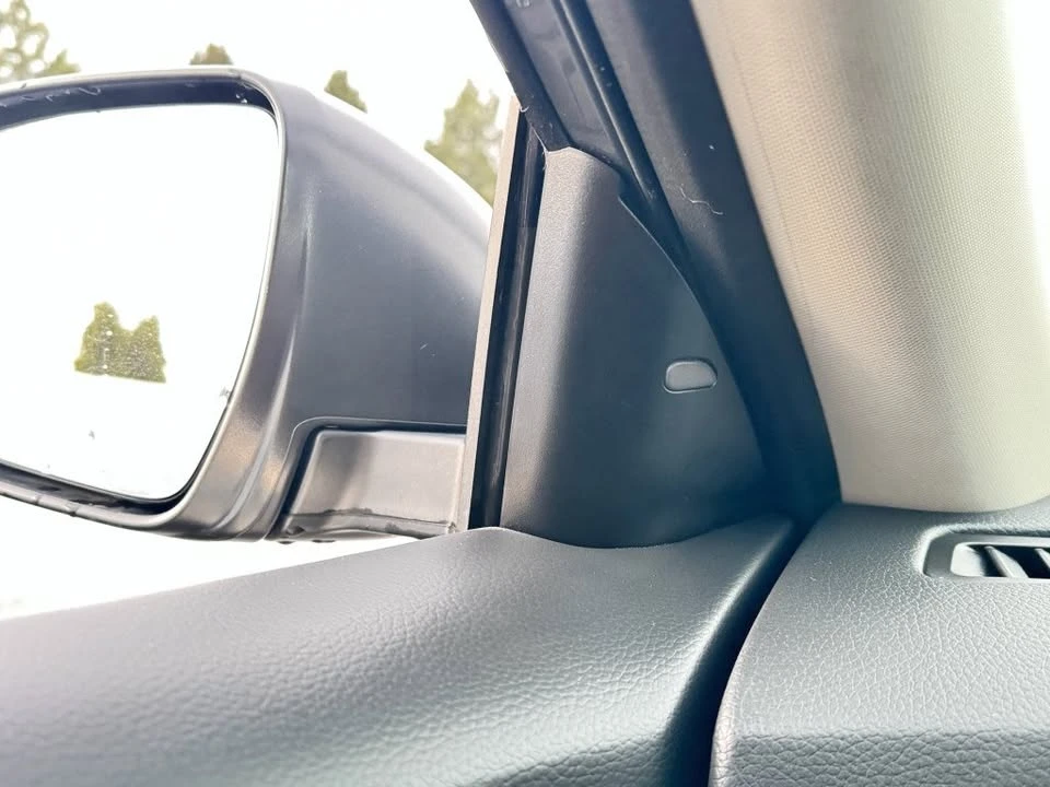 2020 Nissan Rogue - Image 18 of 19