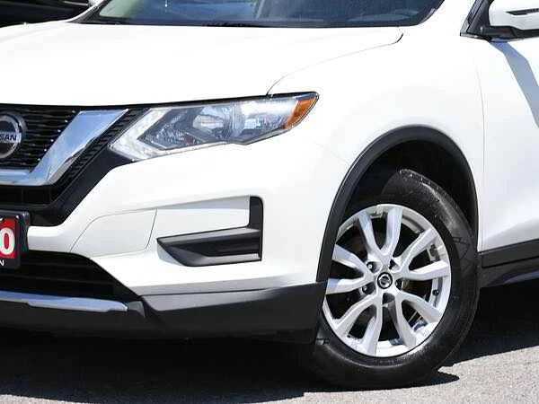 2020 Nissan Rogue - Image 8 of 19