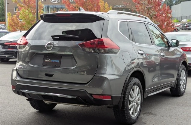 2020 Nissan Rogue - Image 3 of 8