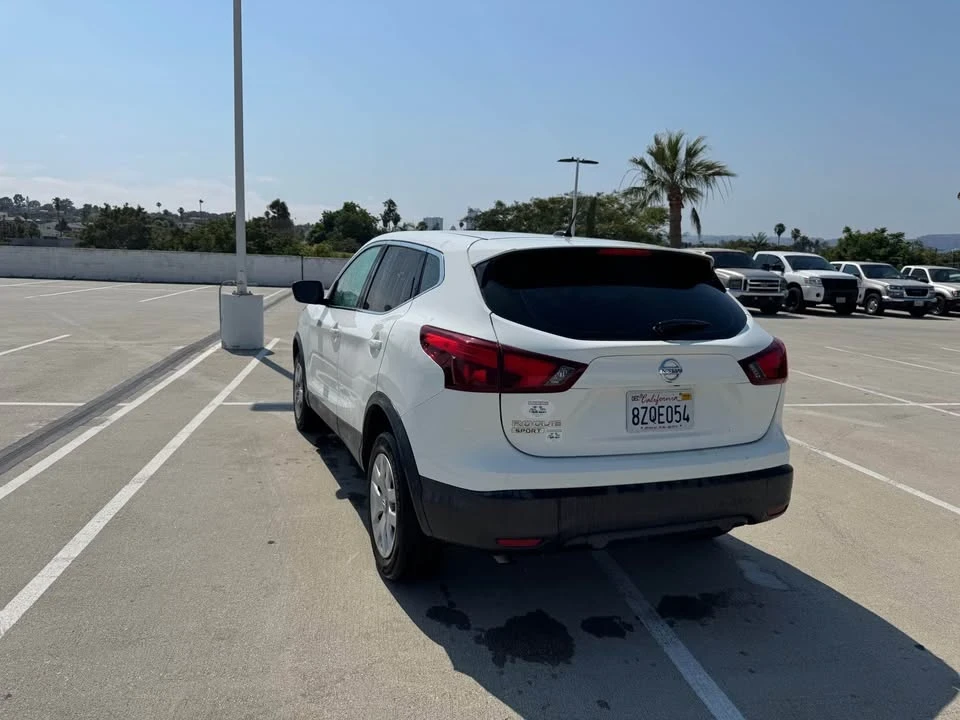 2020 Nissan Rogue - Image 6 of 19