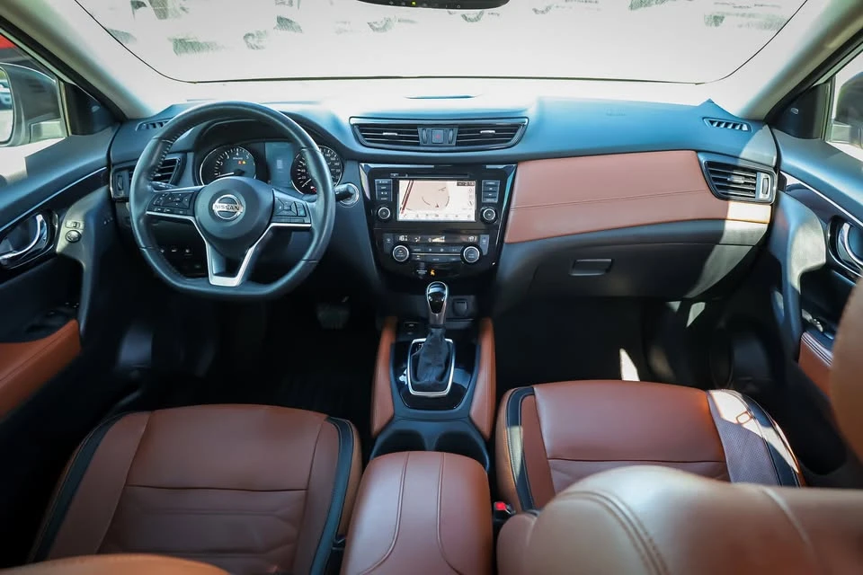 2020 Nissan Rogue - Image 14 of 20