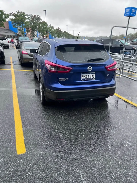 2020 Nissan Rogue - Image 4 of 4