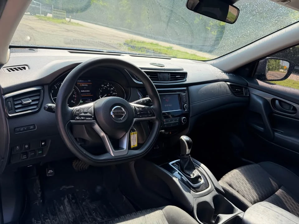 2020 Nissan Rogue - Image 7 of 15