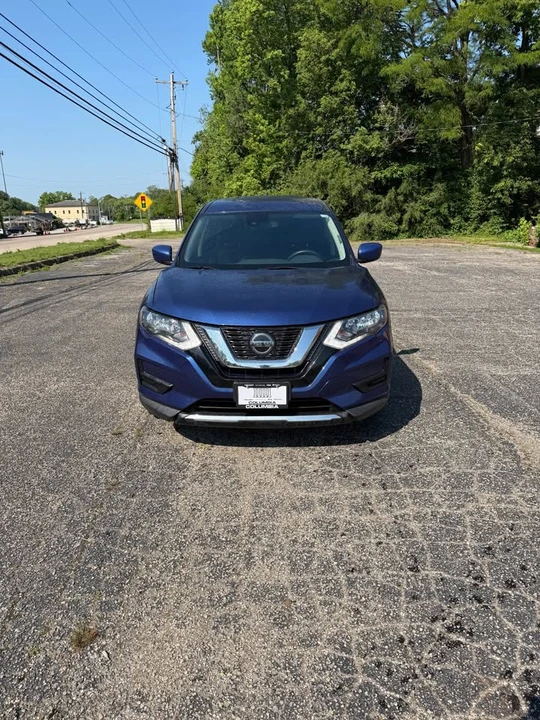 2020 Nissan Rogue - Image 2 of 15