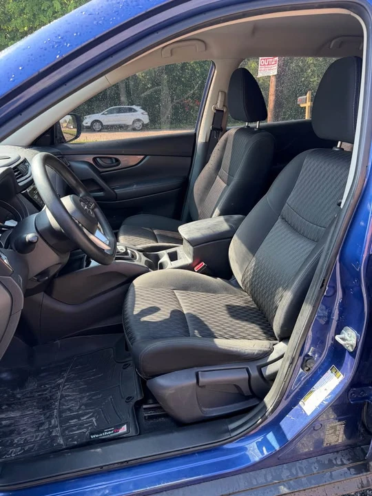 2020 Nissan Rogue - Image 6 of 15