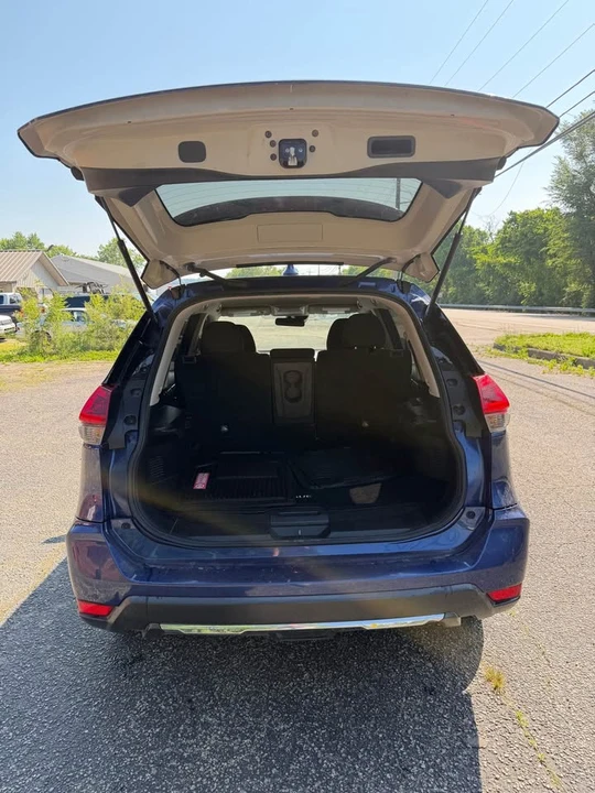 2020 Nissan Rogue - Image 12 of 15