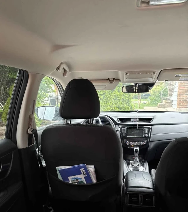 2020 Nissan Rogue - Image 3 of 8