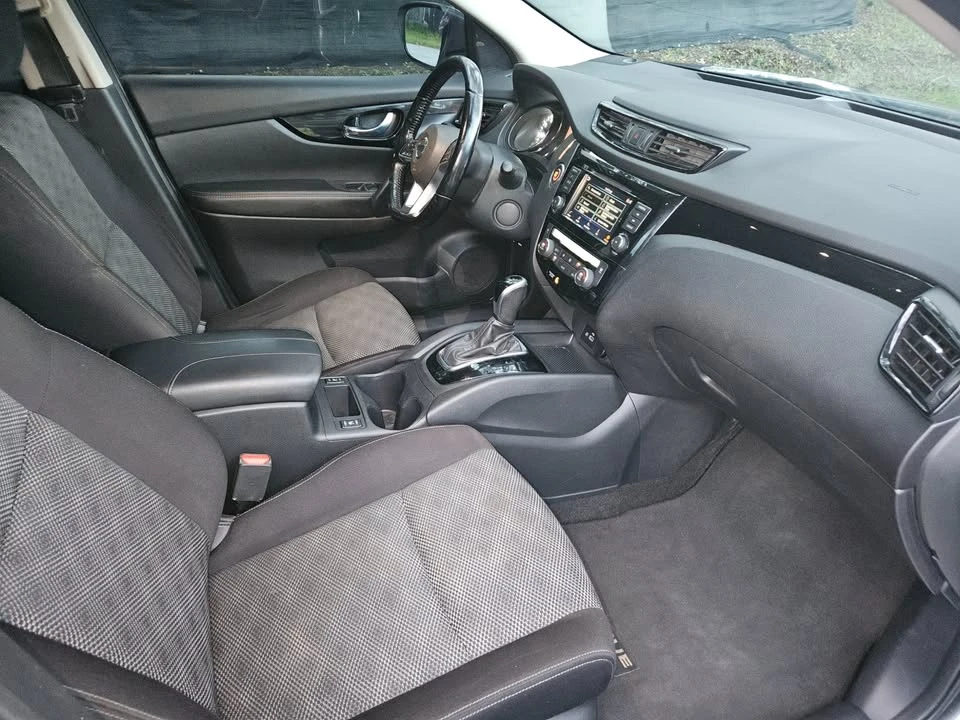 2020 Nissan Rogue - Image 13 of 19