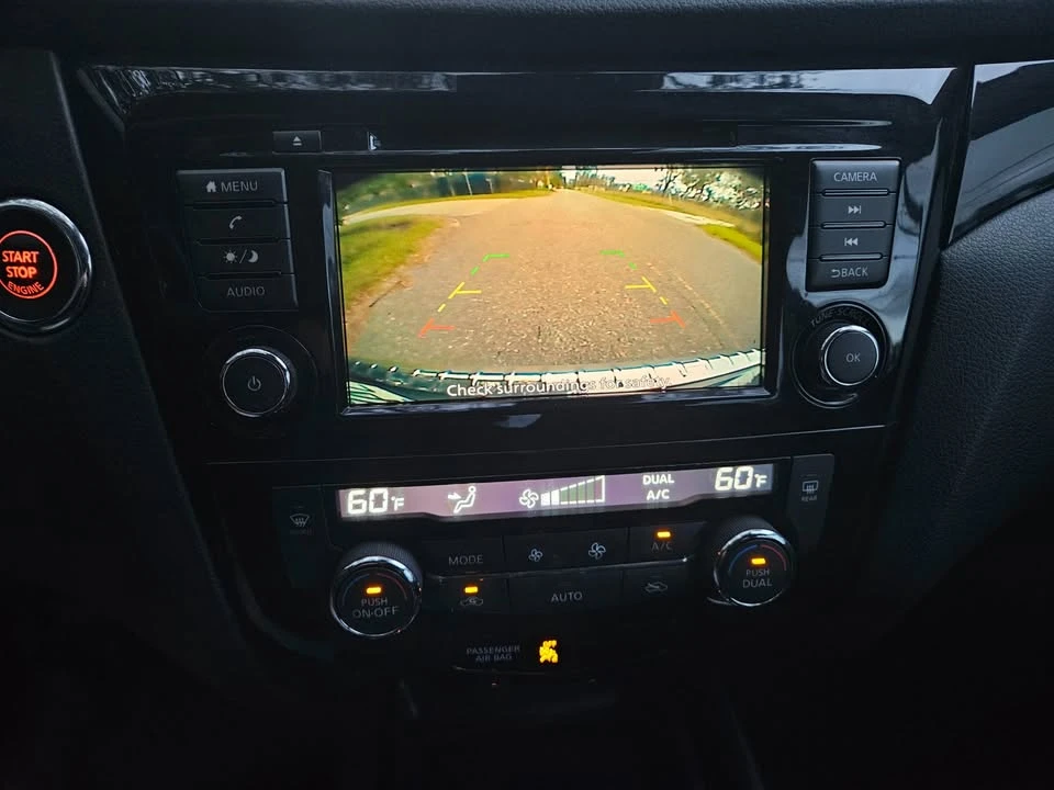 2020 Nissan Rogue - Image 18 of 19