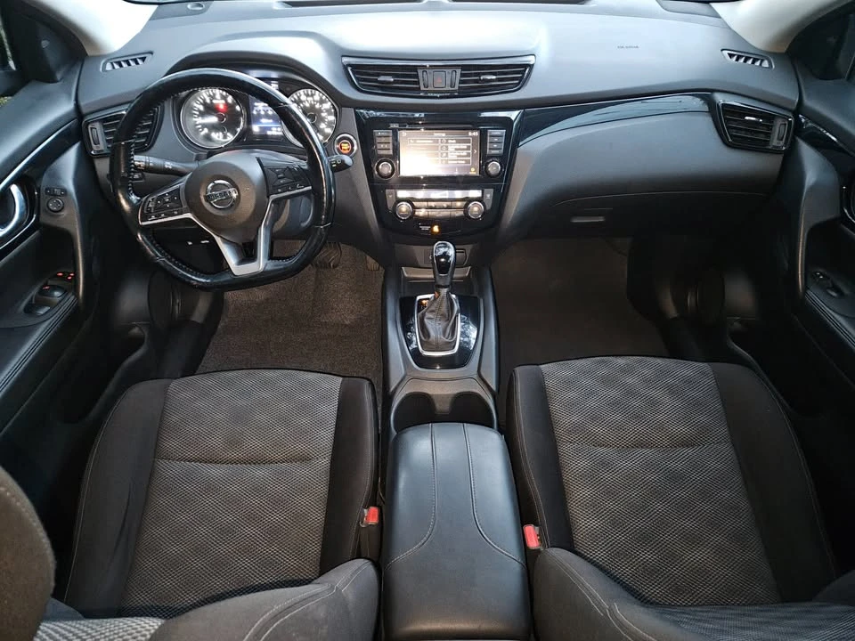 2020 Nissan Rogue - Image 11 of 19