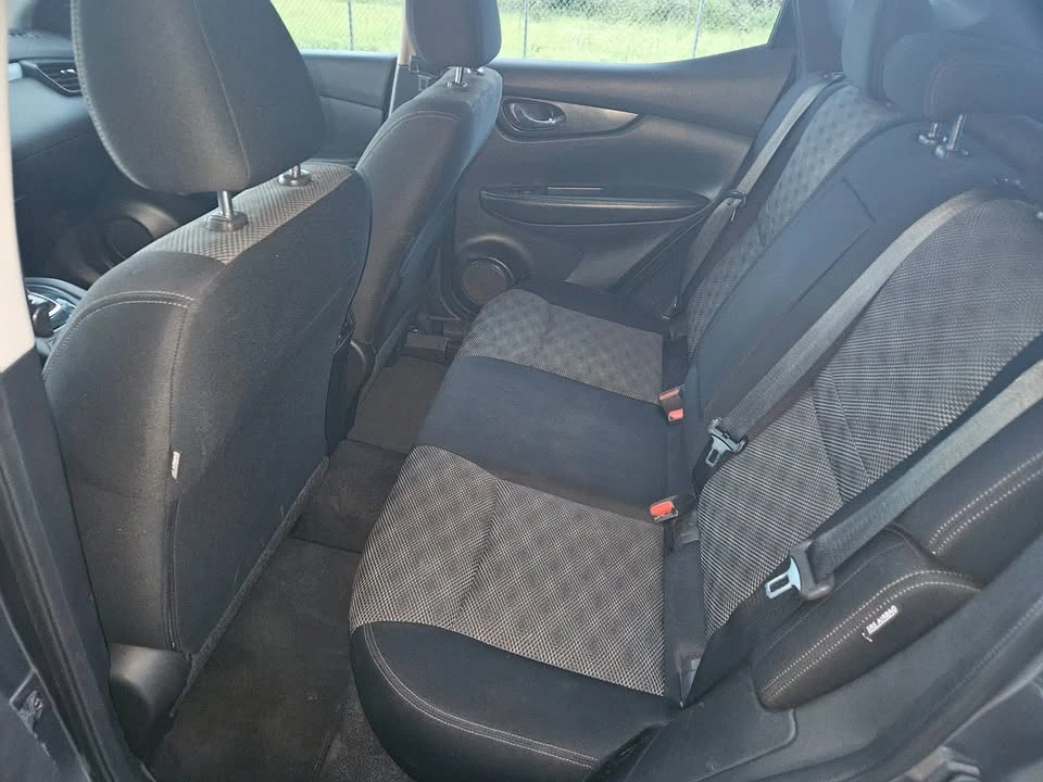 2020 Nissan Rogue - Image 16 of 19