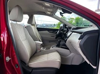 2020 Nissan Rogue - Image 19 of 20