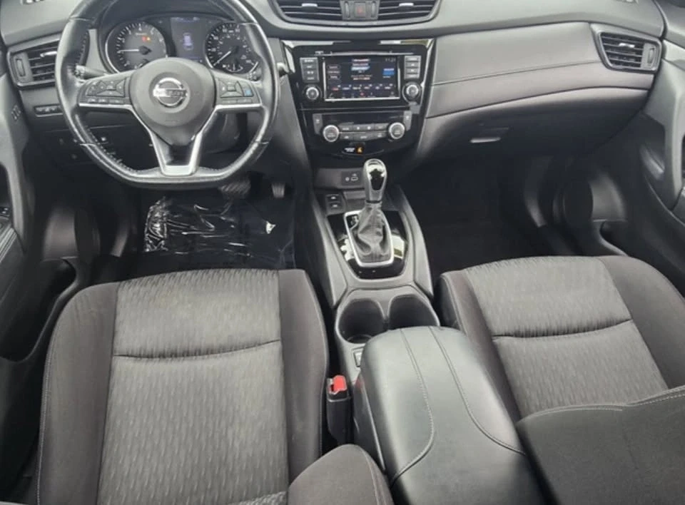 2020 Nissan Rogue - Image 9 of 12