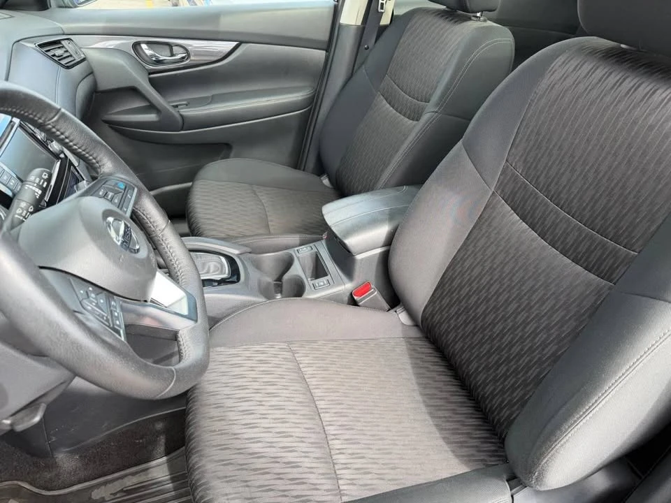 2020 Nissan Rogue - Image 14 of 19