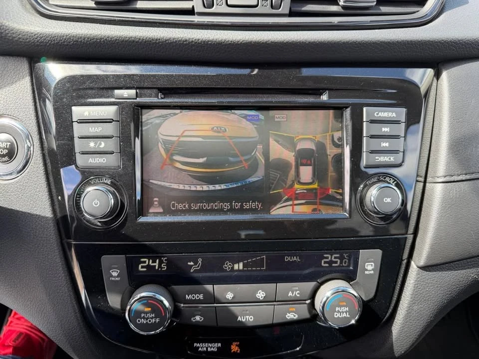 2020 Nissan Rogue - Image 10 of 19