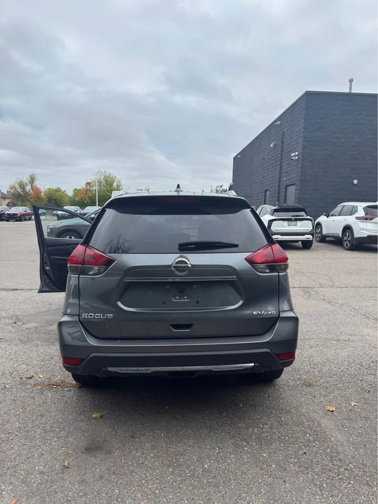 2020 Nissan Rogue - Image 4 of 7