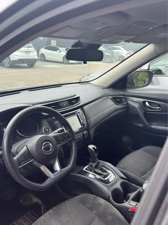 2020 Nissan Rogue - Image 6 of 7