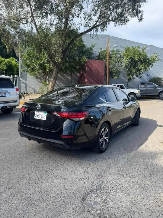 2020 Nissan Sentra 8th Gen - Image 2 of 4