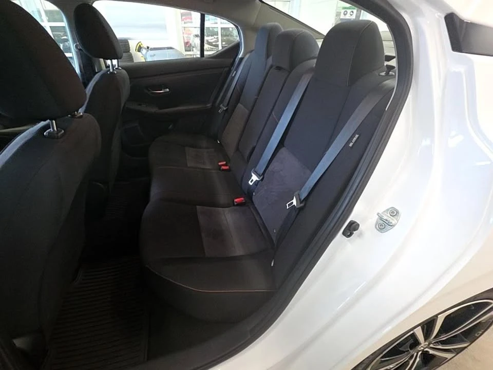 2020 Nissan Sentra 8th Gen - Image 16 of 17