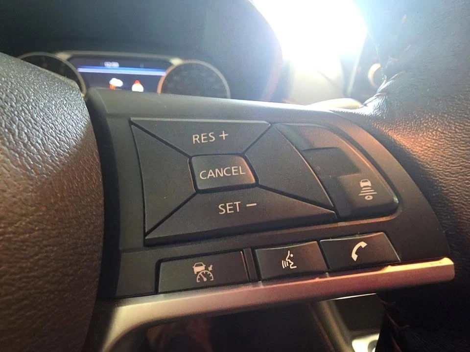 2020 Nissan Sentra 8th Gen - Image 13 of 17