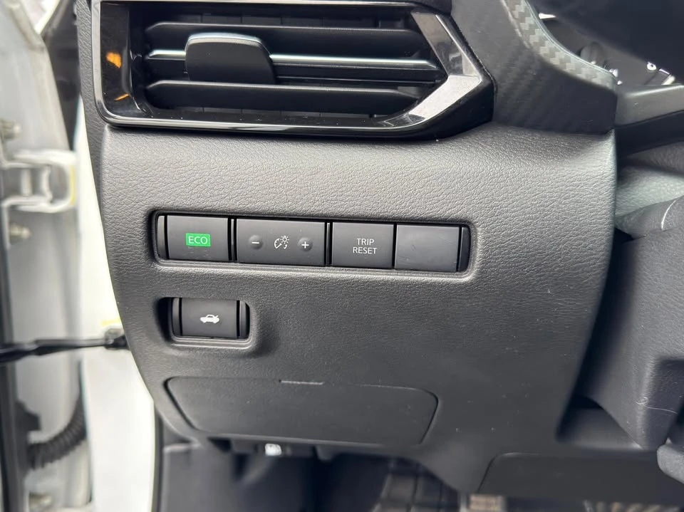 2020 Nissan Sentra 8th Gen - Image 16 of 18