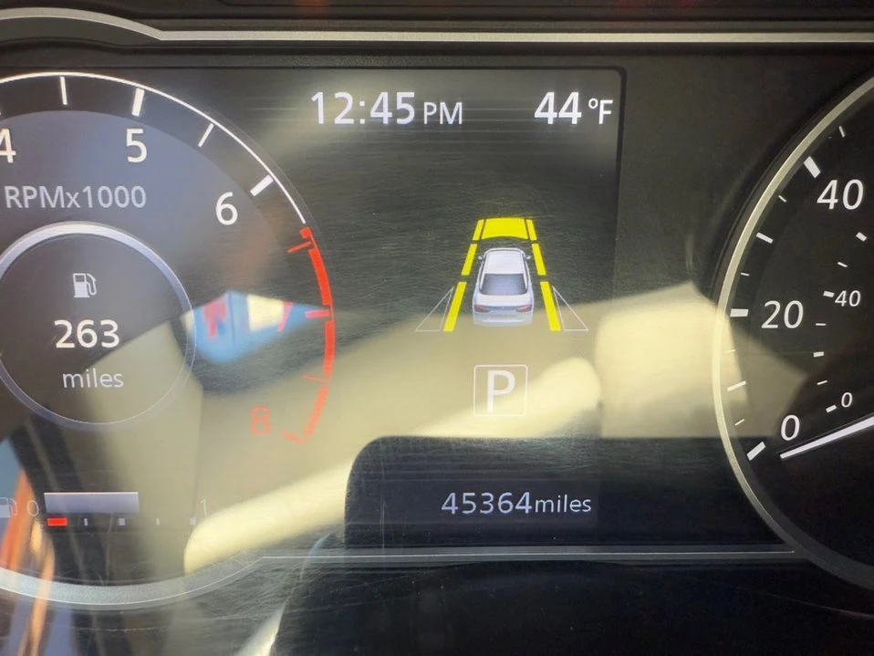 2020 Nissan Versa - Image 13 of 16