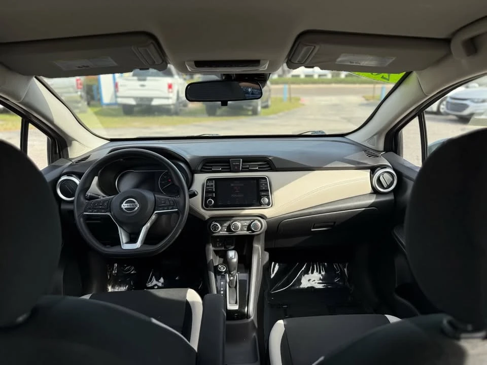 2020 Nissan Versa - Image 9 of 14