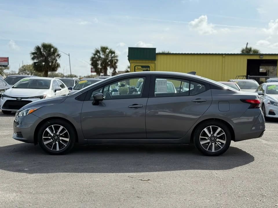 2020 Nissan Versa - Image 7 of 14