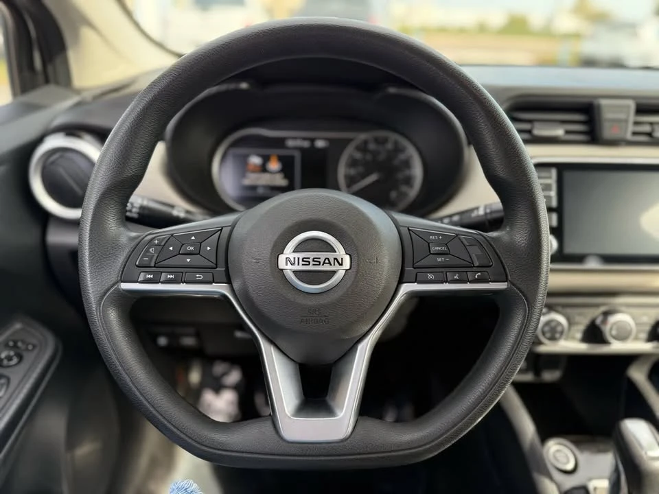 2020 Nissan Versa - Image 10 of 14
