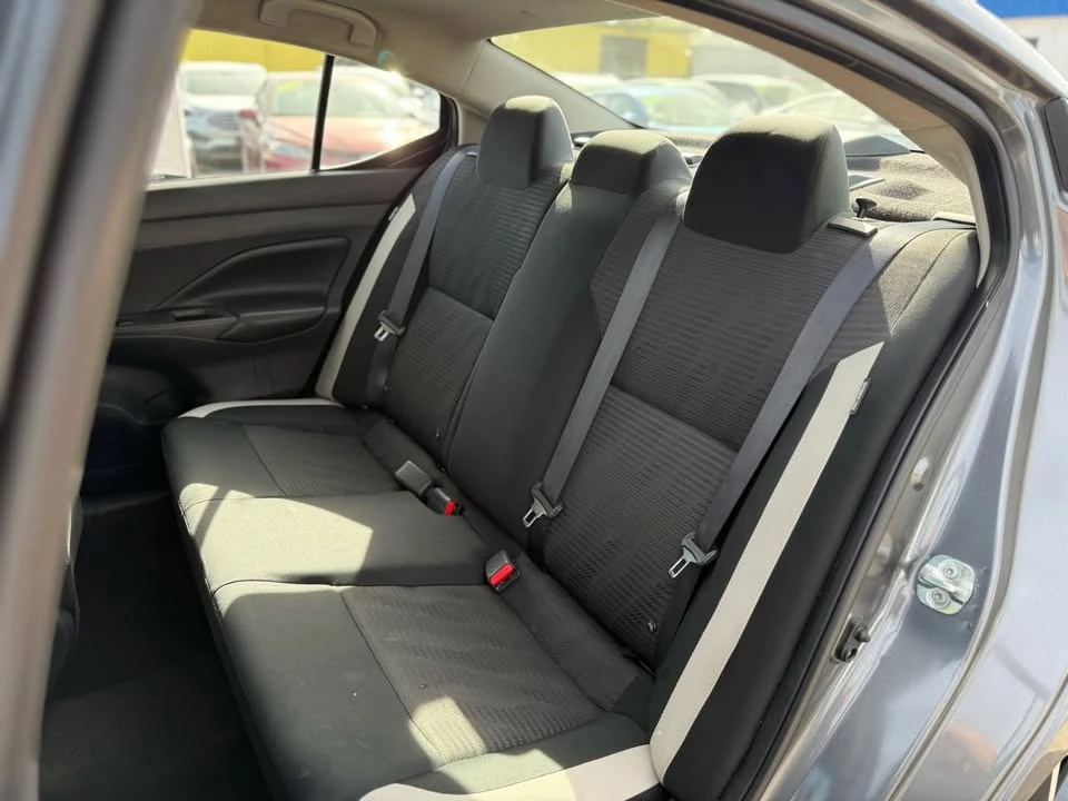 2020 Nissan Versa - Image 13 of 14