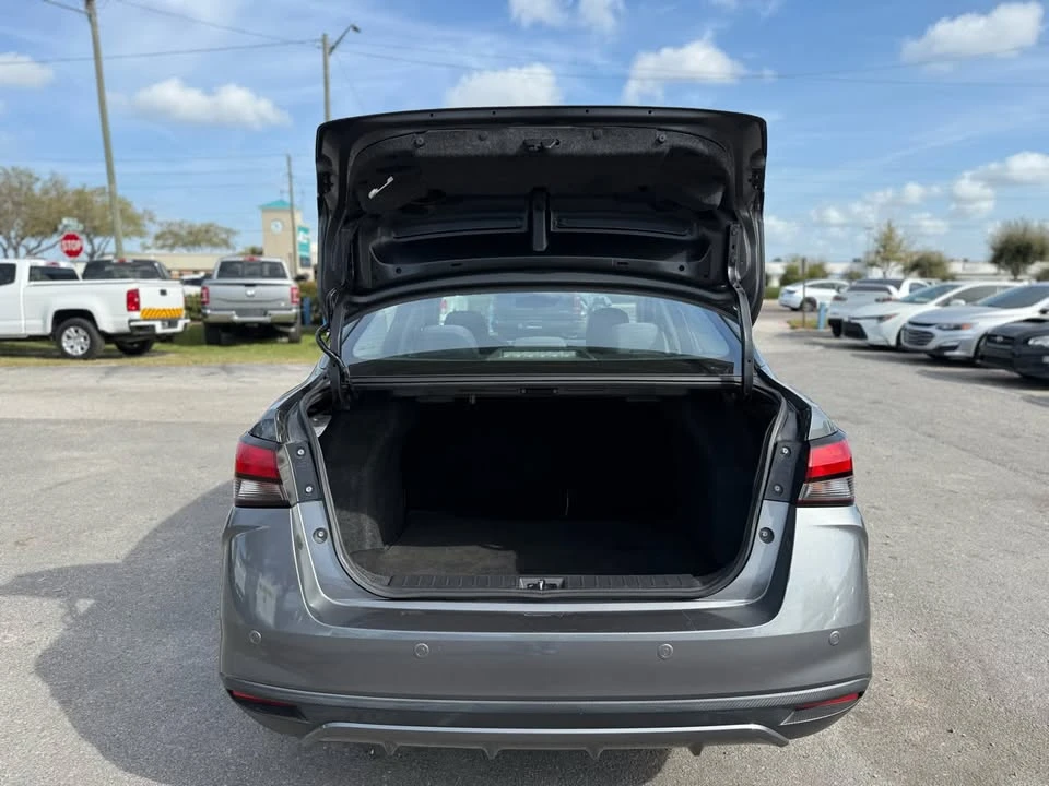 2020 Nissan Versa - Image 6 of 14