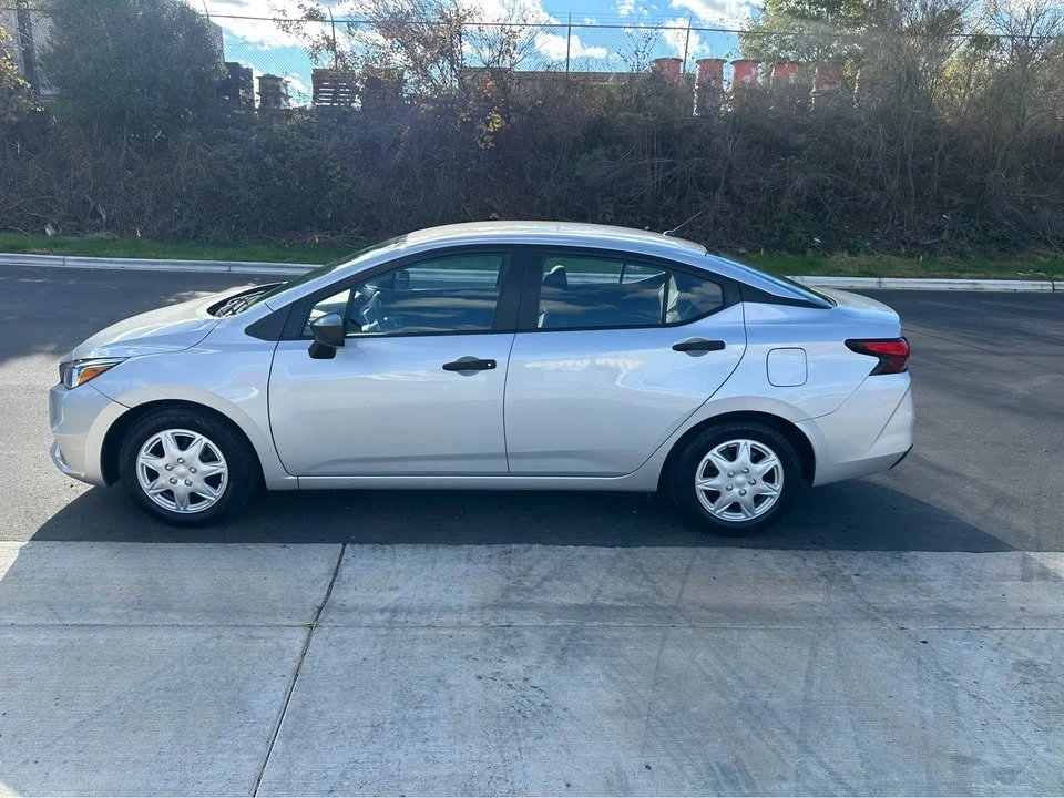 2020 Nissan Versa - Image 3 of 12