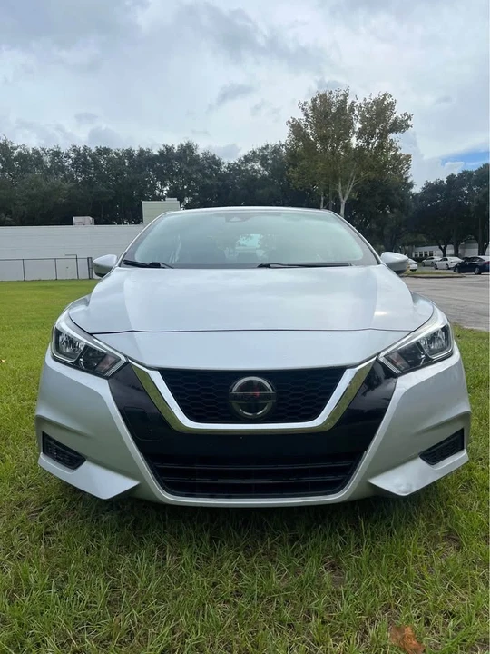 2020 Nissan Versa - Image 2 of 12