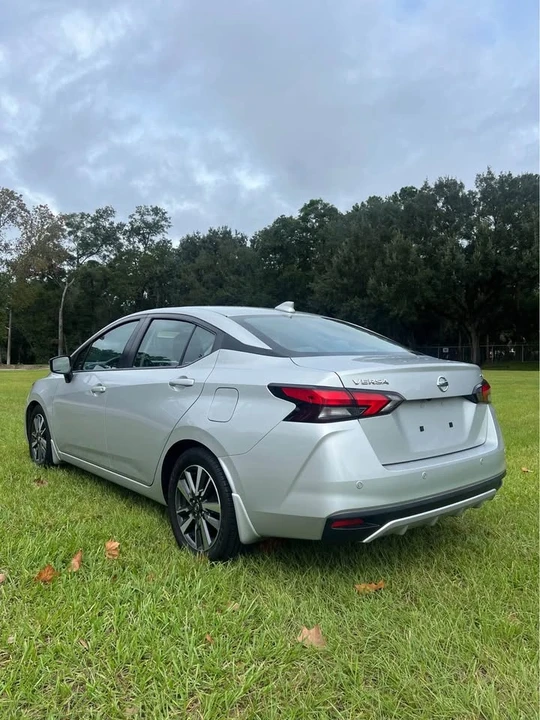 2020 Nissan Versa - Image 6 of 12