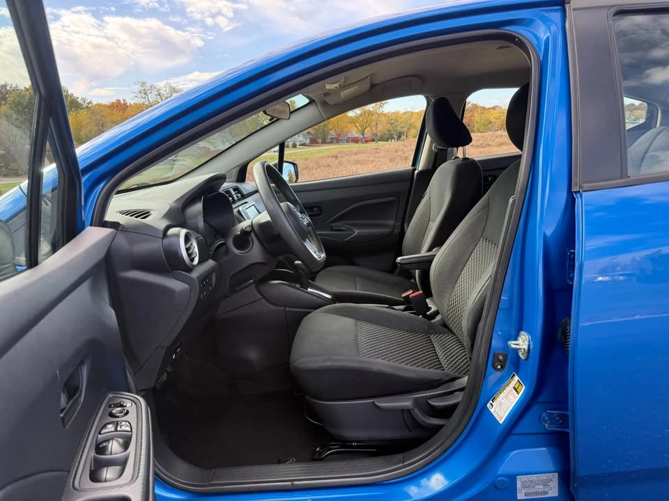 2020 Nissan Versa - Image 6 of 13