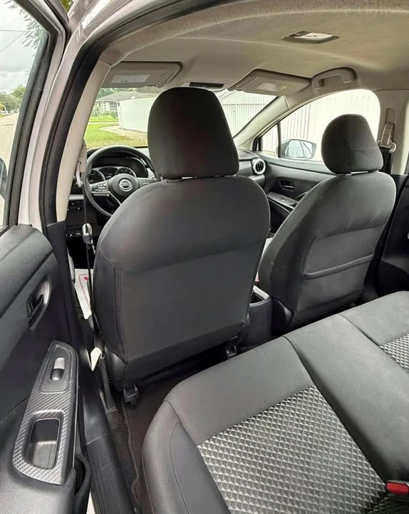 2020 Nissan Versa - Image 2 of 20
